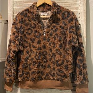 Cheetah print soft pull over